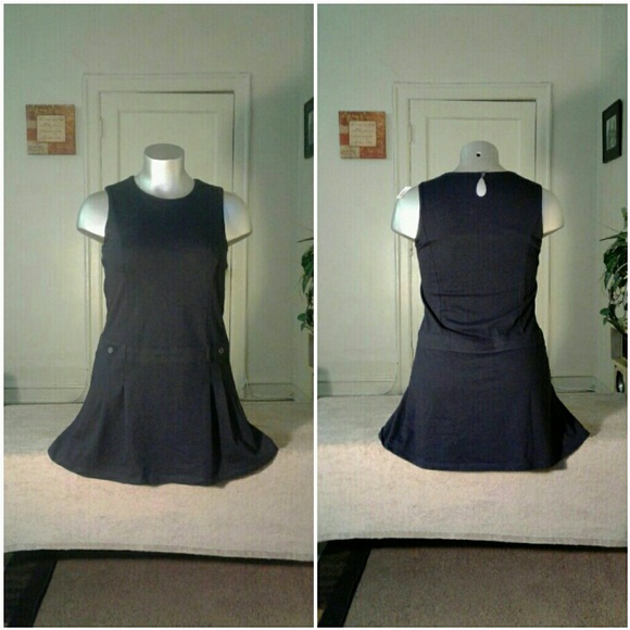 Dresses & Skirts - Izod Navy Blue Mini Dress